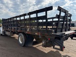Configuration with Flat Bed Body