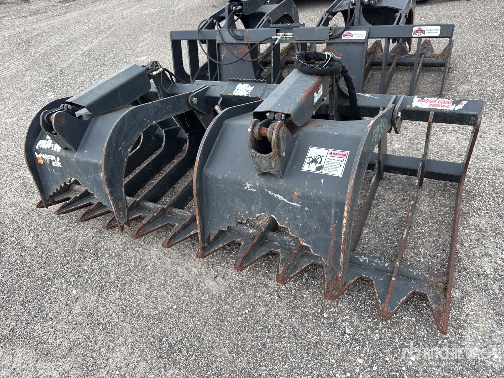 Stout 84 in Skid Steer Grapple