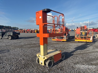 2013 JLG 1230ES Ascenseur à mât vertical
