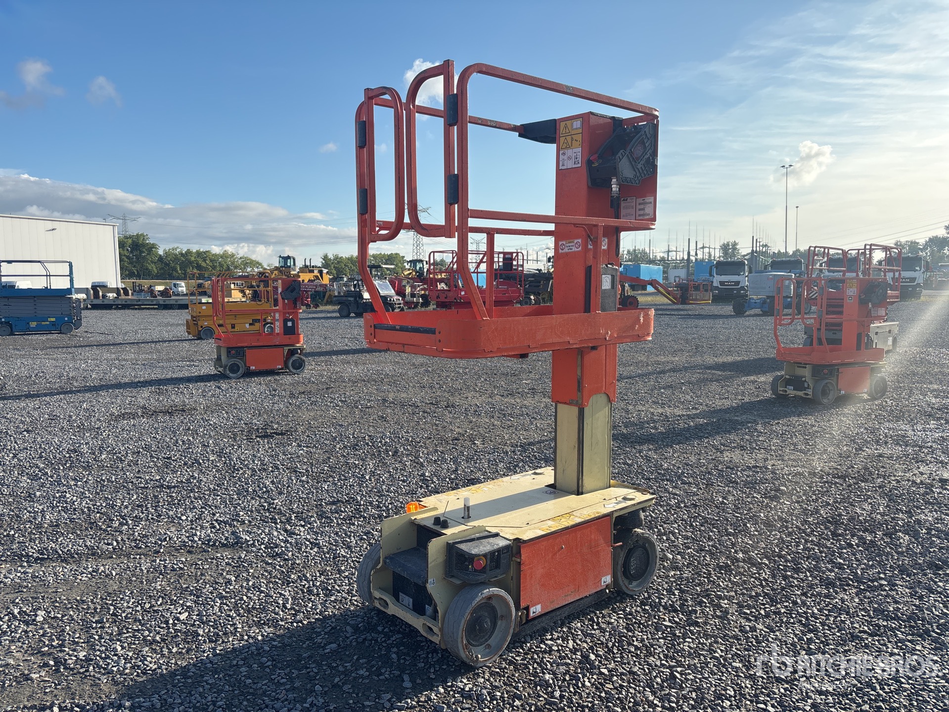 2013 JLG 1230ES رافعة عمودية