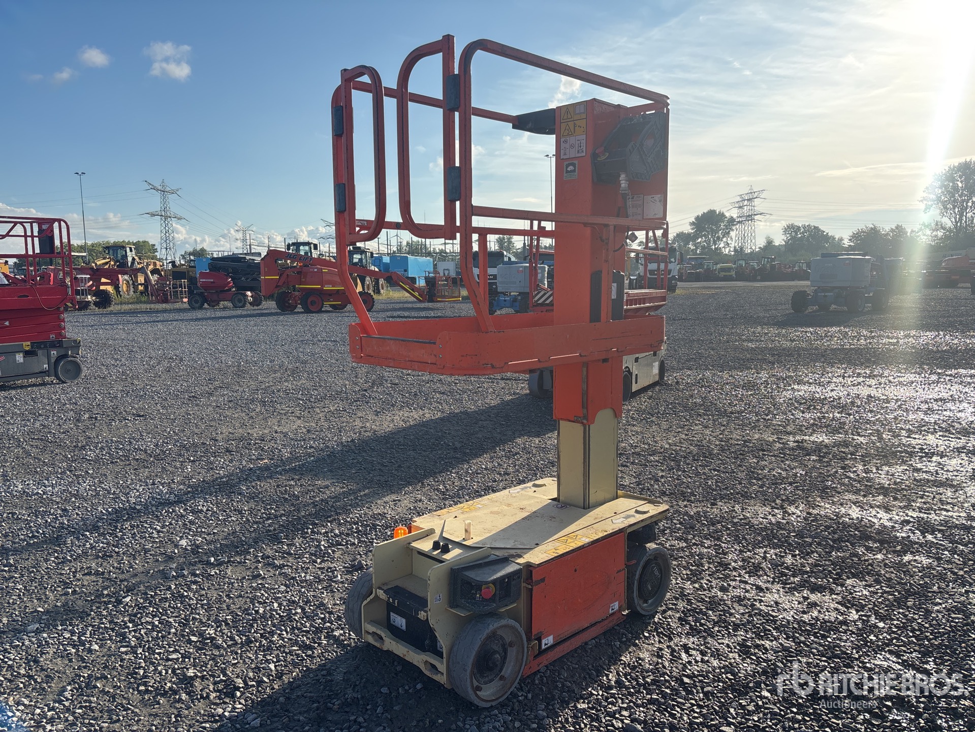 2012 JLG 1230ES رافعة عمودية