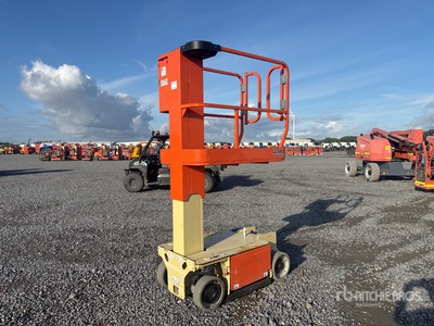2013 JLG 1230ES Ascenseur à mât vertical