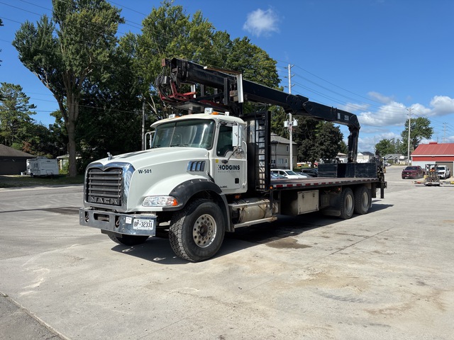 2008 Hiab 255K 5940 lb Knuckle Boom on 2009 Mack GU813 6x4 Boom Truck