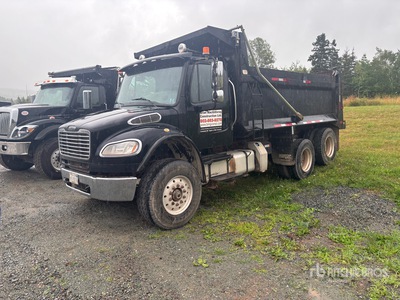 2016 Freightliner M2 106 T/A Camión dumper