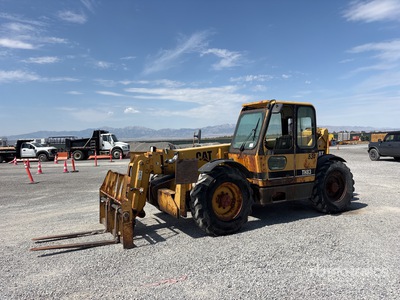 1995 Cat TH83 Chariot élévateur télescopique
