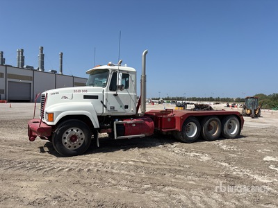 2015 Mack CHU613 8x4 Tri/A Day Cab Truck Tractor