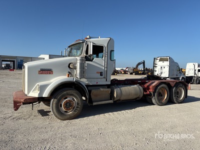 2009 Kenworth T800 6x4 T/A Day Cab Truck Tractor