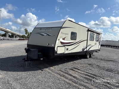 2016 Keystone Passport 30 ft T/A Travel Trailer