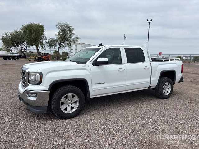 2018 GMC 1500 SLE 4x4 Crew Cab Pickup