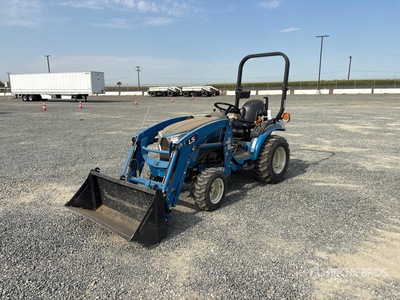 2022 LS Mtron 4WD Tractor