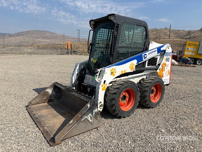 2022 Bobcat S450 شاحنة جرافة