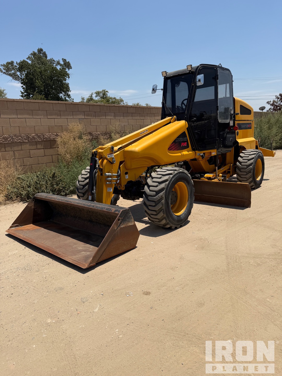 2021 Mauldin M415XT AWD Motor Grader