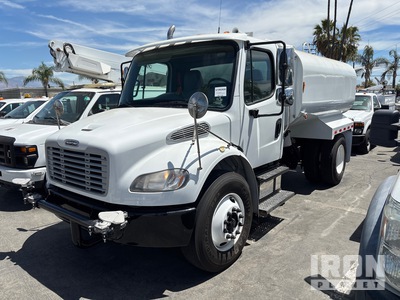 2015 Freightliner M2 106 4x2 Water Truck