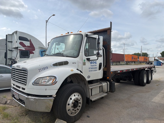 2019 Freightliner M2 106 6x4 Flatbed Truck