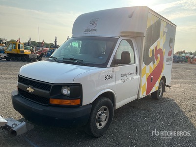 2014 Chevrolet Express 3500 Van Truck
