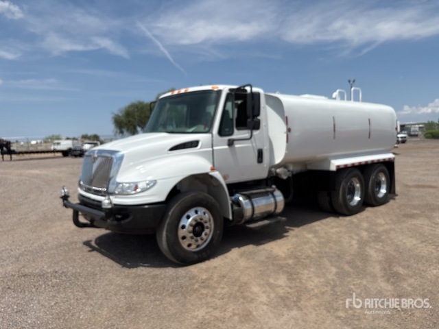2019 International 4400 4000 gal 6x4 Water Truck