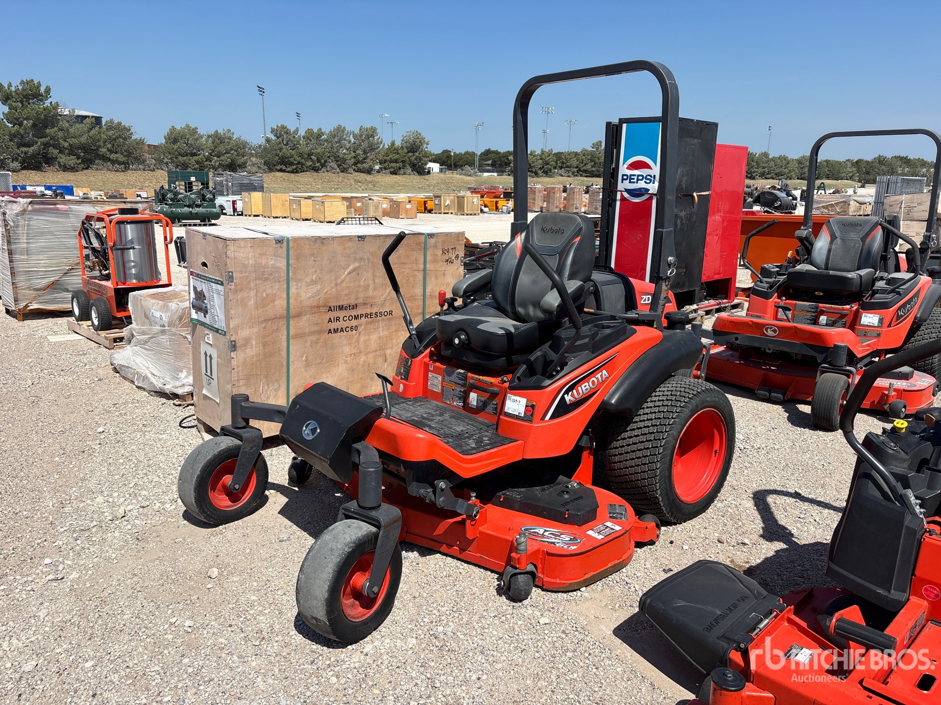 2023 Kubota ZD1211-3-60 Zero-Turn Lawn Mower