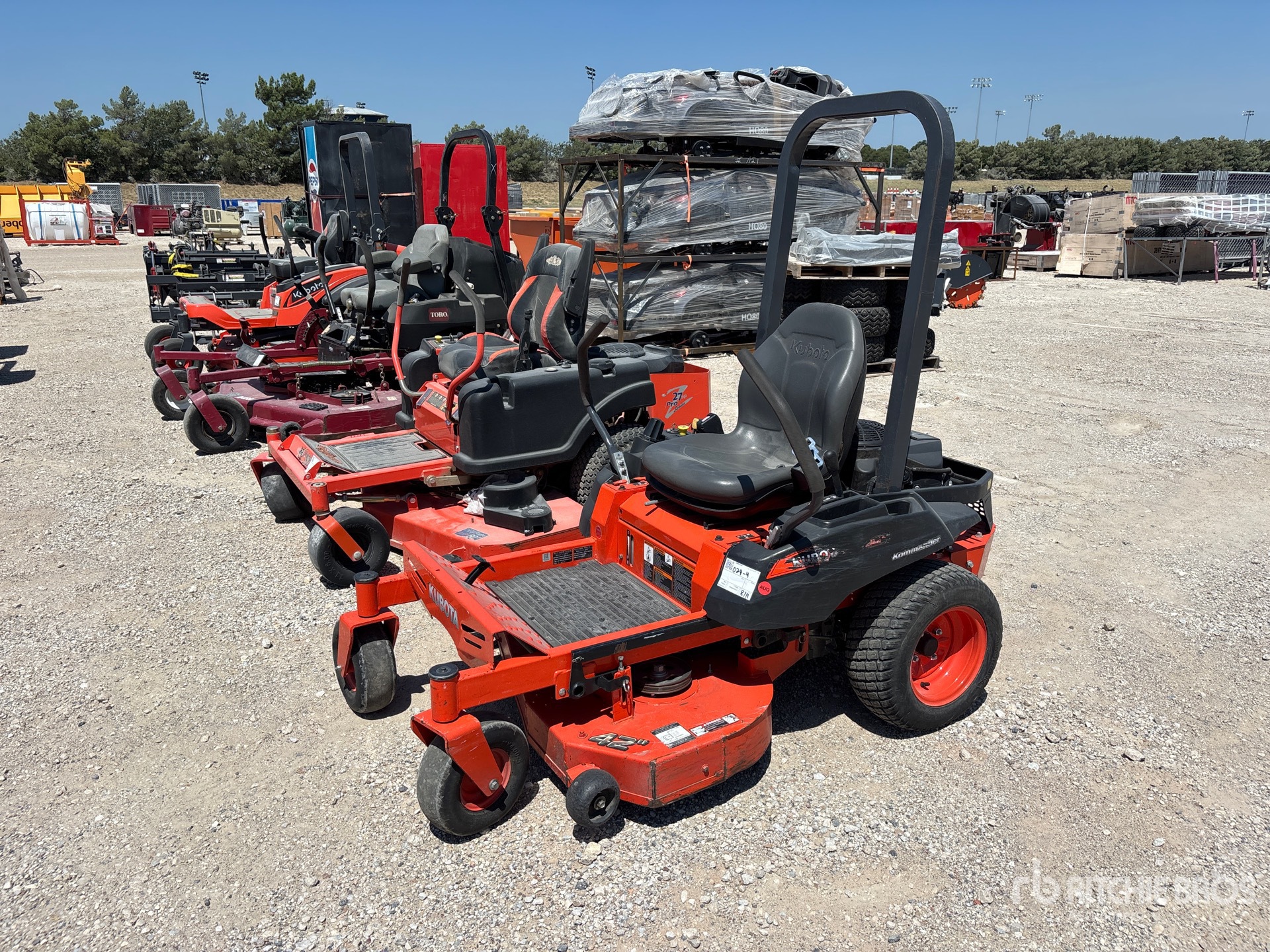 2019 Kubota Z122RKW-42 Zero-Turn Lawn Mower