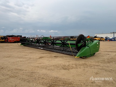 John Deere 40 ft Flex Draper Combine Header