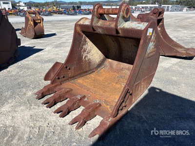 Volvo 1200 mm Q/C Digging Excavator Bucket - Fits 25 - 30 ton