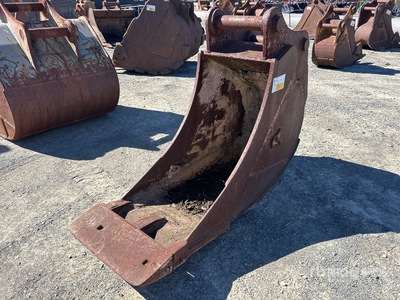550 mm Q/C Digging Excavator Bucket - Fits 20 - 25 ton