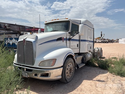 2014 Kenworth T660 6x4 Cabina con cuccetta per trattore stradale