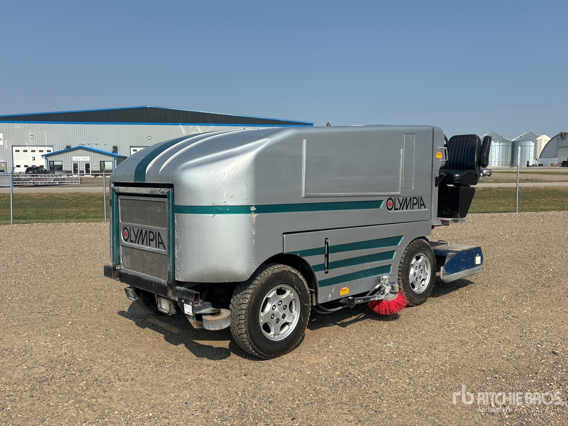 2004 Olympia Millenium Ice Resurfacer