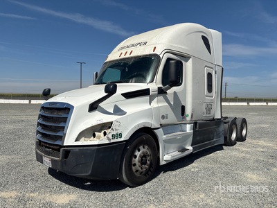 2020 Freightliner Cascadia 126 6x4 T/A Sleeper Truck Tractor