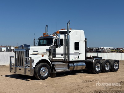 2020 Kenworth W900 8x6 تراكتور شاحنة بسقف (ثلاثى المحور)