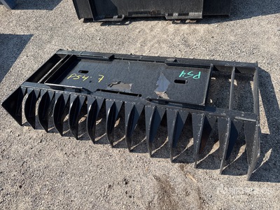2025 Kit Containers QT-RR-70 70 in Skid Steer Root Rake (Unused)