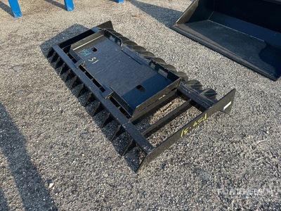 2025 Kit Containers QT-RR-70 70 in Skid Steer Root Rake (Unused)
