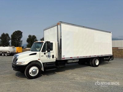 2007 International 4300 4x2 Van Truck