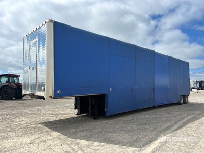 2004 Trail King 48 ft T/A Lowboy Curtain Side Trailer