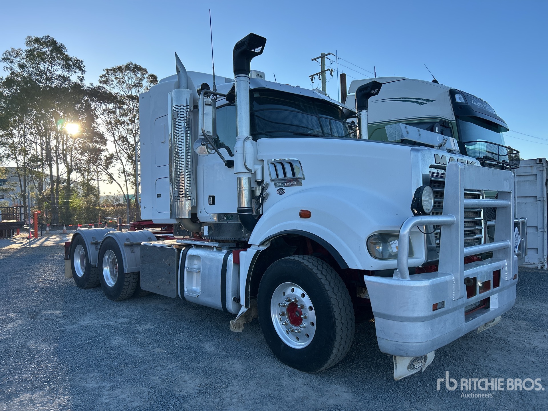 2013 Mack CLXT Super-Liner 6x4 T/A Sleeper Truck Tractor