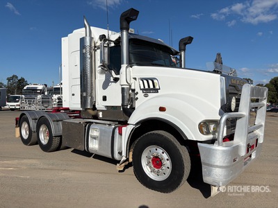 2013 Mack CLXT Super-Liner 6x4 T/A Sleeper Truck Tractor