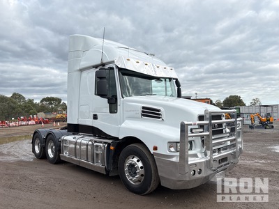 2012 Iveco Powerstar 6x4 Cabina con cuccetta per trattore stradale