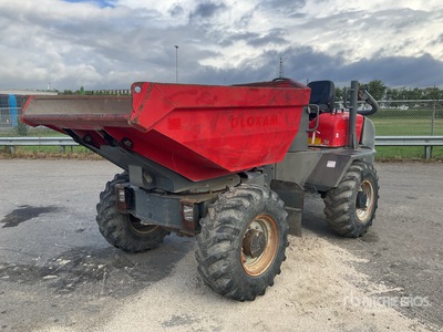 2014 Wacker D02-06 Comp Dumper 5 t 4x4 Swivel キャリアダンプ