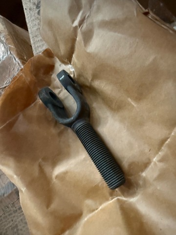 Lot of (700) Clevis, Rod End