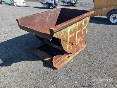 Self-Dumping Hopper