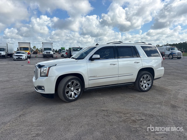 2015 GMC Yukon Denali 4WD SUV