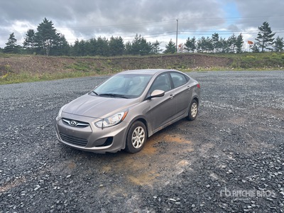 2013 Hyundai Accent Automobile