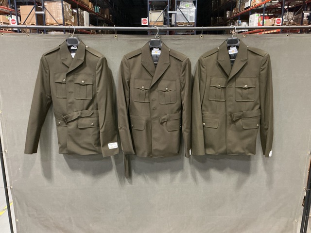 (160) Men's Coats (160) Men's Coats