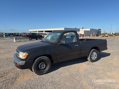 1998 Toyota Tacoma 4x2 Pick Up