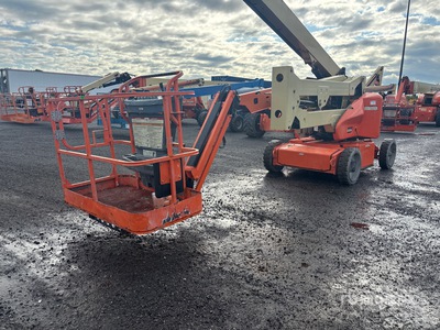 2015 JLG E450AJ 2WD Electric ブームリフト