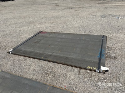 Quantity of (2) 2025 Kit Containers 72 in x 113 in 3/4 鋼