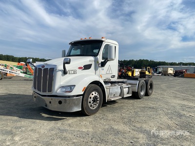 2015 Peterbilt 579 6x2 T/A Day Cab Truck Tractor