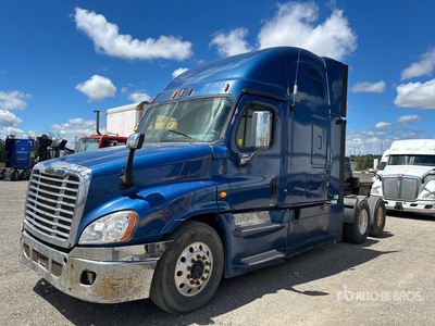 2013 Freightliner Cascadia 125 6x2 T/A Sleeper Truck Tractor (Inoperable)