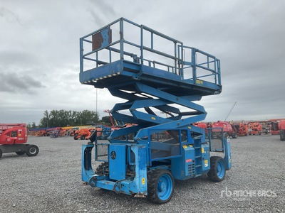 2013 Genie 4x4 Diesel Scissor Lift