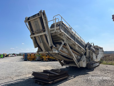 2004 Metso Lokotrack ST352 Tracked Screen Plant