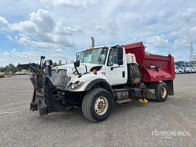 2009 International 7400 4x2 Autocarro spazzaneve